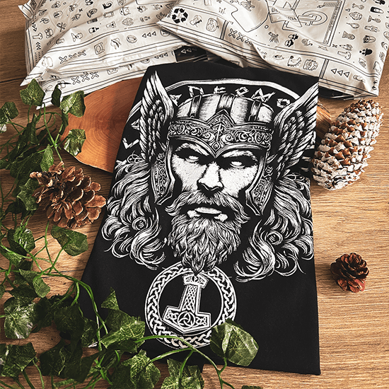 Koszulka z Thorem – ikoniczny bóg nordyckiej mitologii, który rządzi błyskawicami i nie tylko!