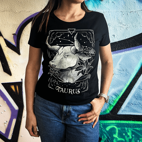 koszulka karta tarota ze znakiem zodiaku byk