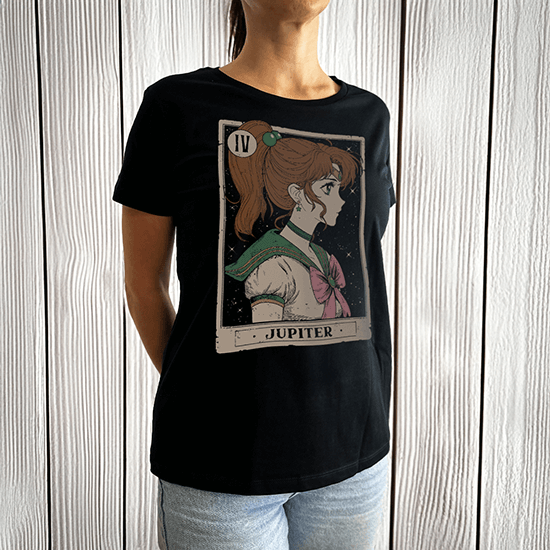 Koszulka z czarodziejką w stylu karty tarota dla miłośników anime.