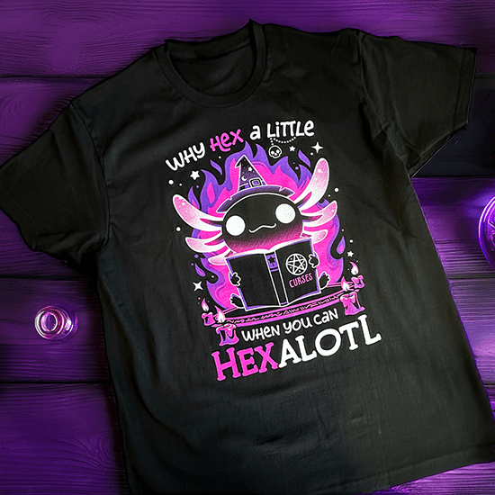 Koszulka z hexalotlem – fantastyczny aksolotl w magicznym wydaniu, połączenie uroku i czarodziejskich mocy.