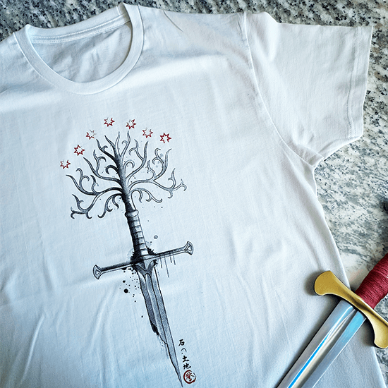 Koszulka z grafiką miecza – mityczny oręż bohatera w świecie fantasy, dla miłośników walki dobra ze złem