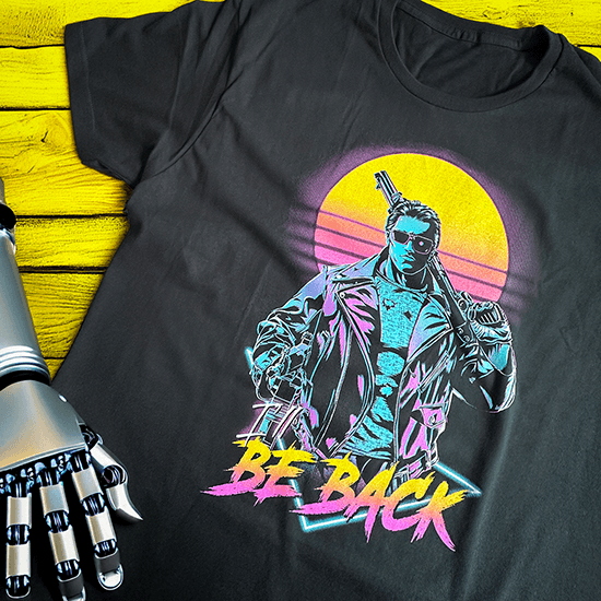 Koszulka z inspirującym hasłem i futurystyczną grafiką – świetny wybór dla miłośników science fiction i niebanalnego designu.